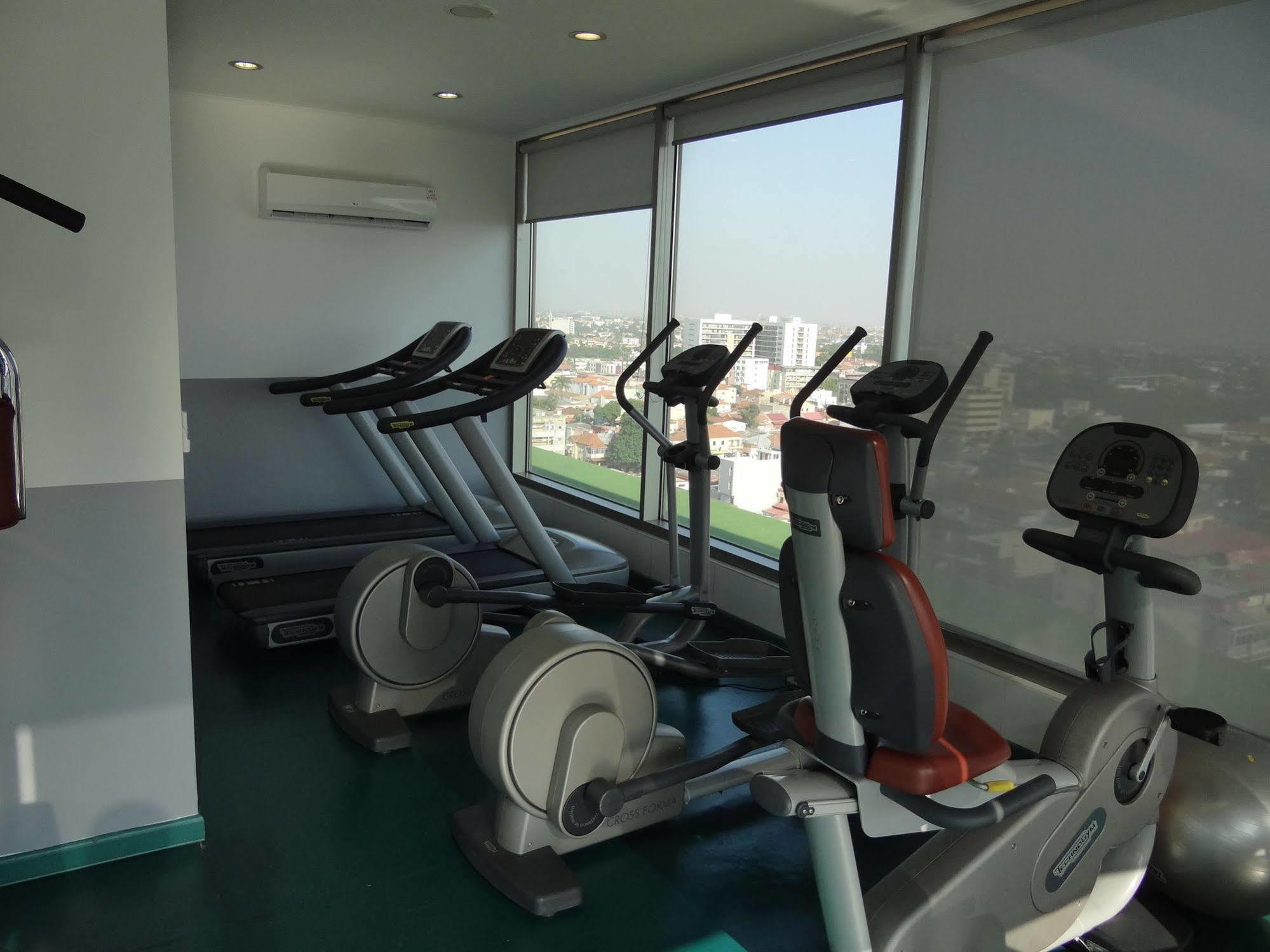 Rk Suite Hotel Луанда Екстериор снимка