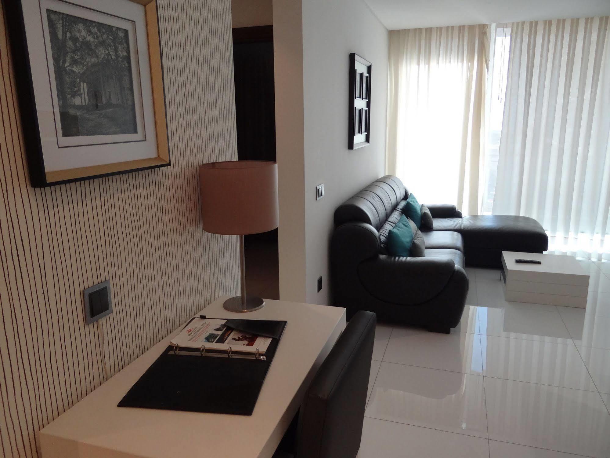 Rk Suite Hotel Луанда Екстериор снимка