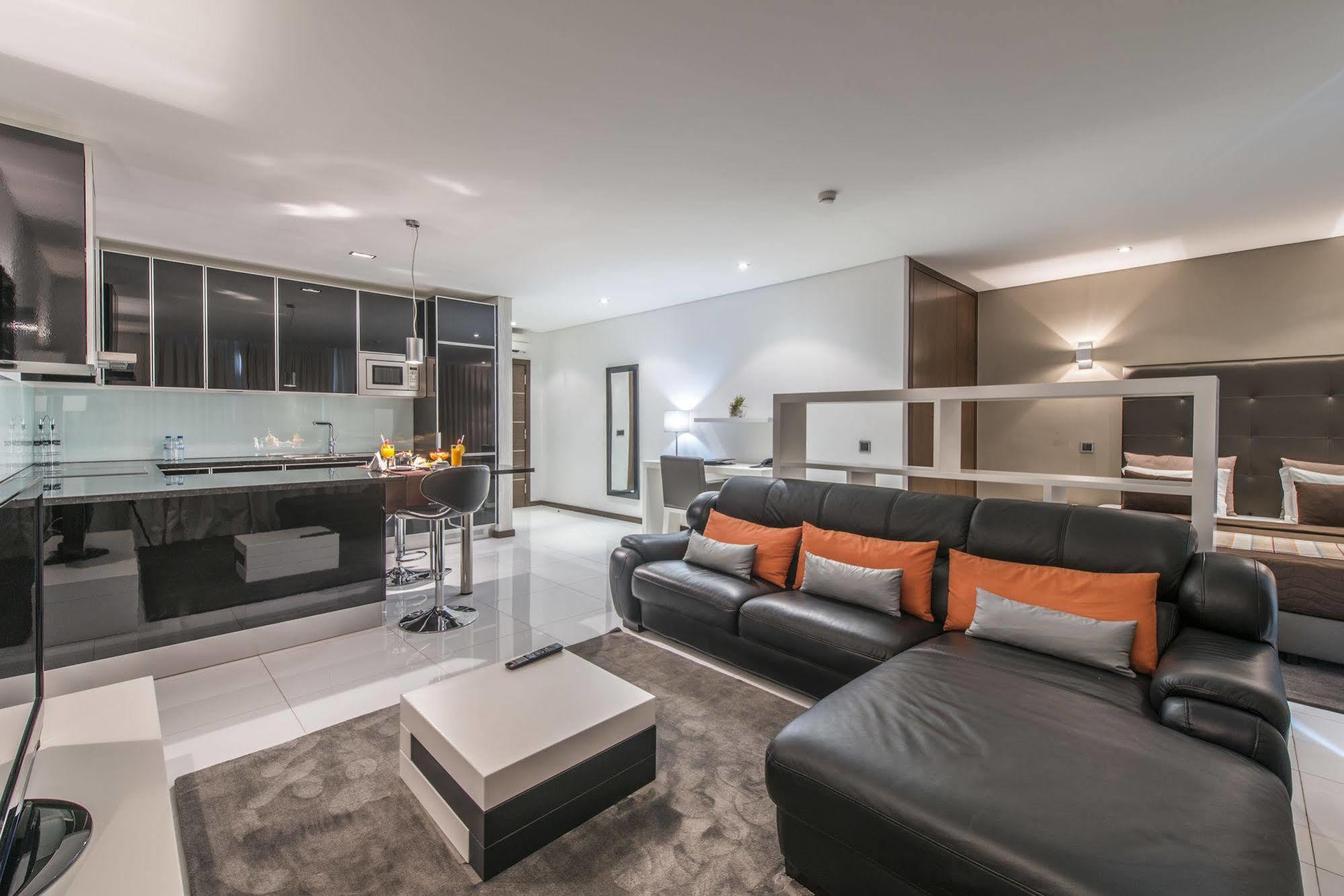 Rk Suite Hotel Луанда Екстериор снимка