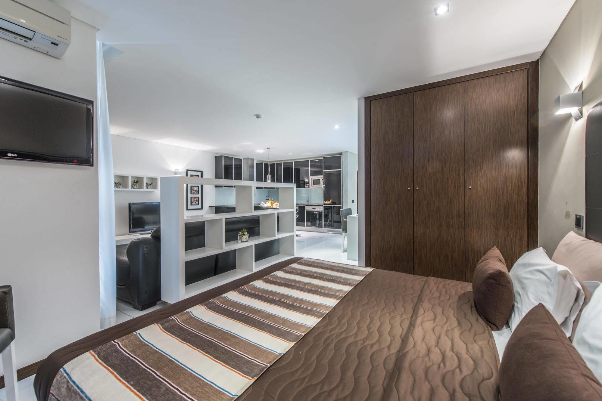 Rk Suite Hotel Луанда Екстериор снимка